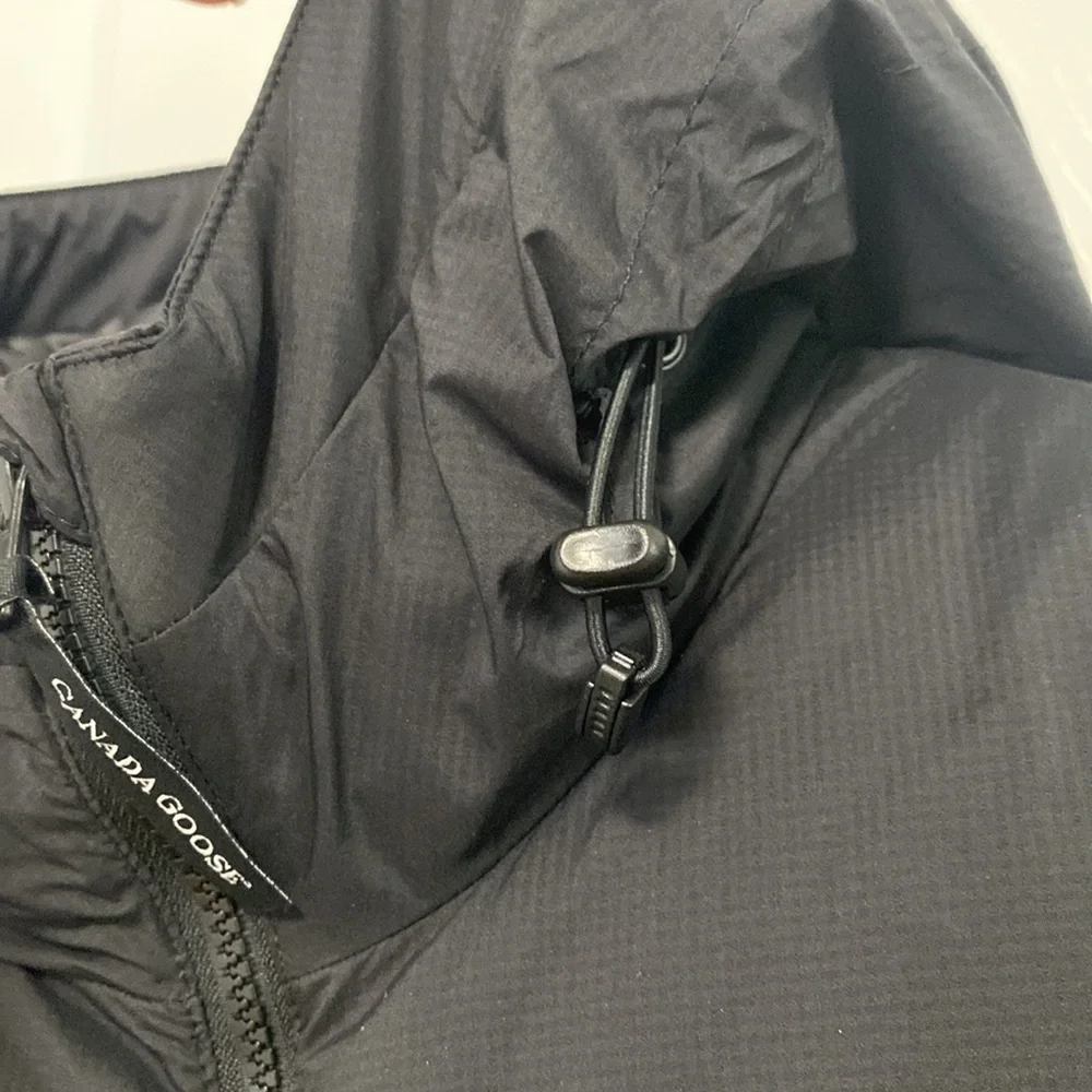 Women Canada Goose Jacket - Picture 4 of 16
